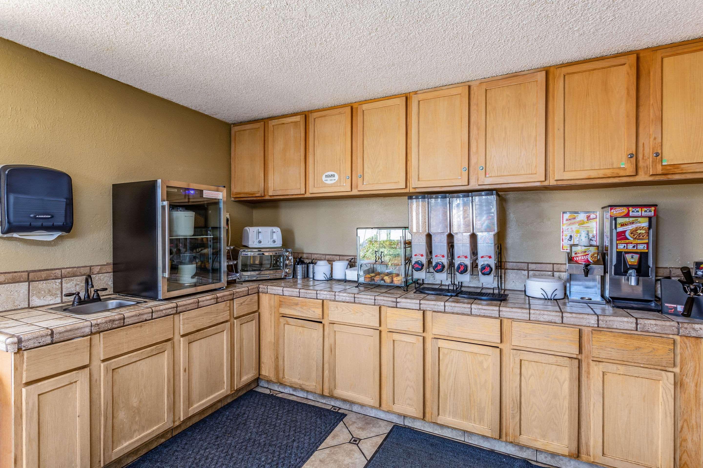 Locanda Rodeway Farmington
